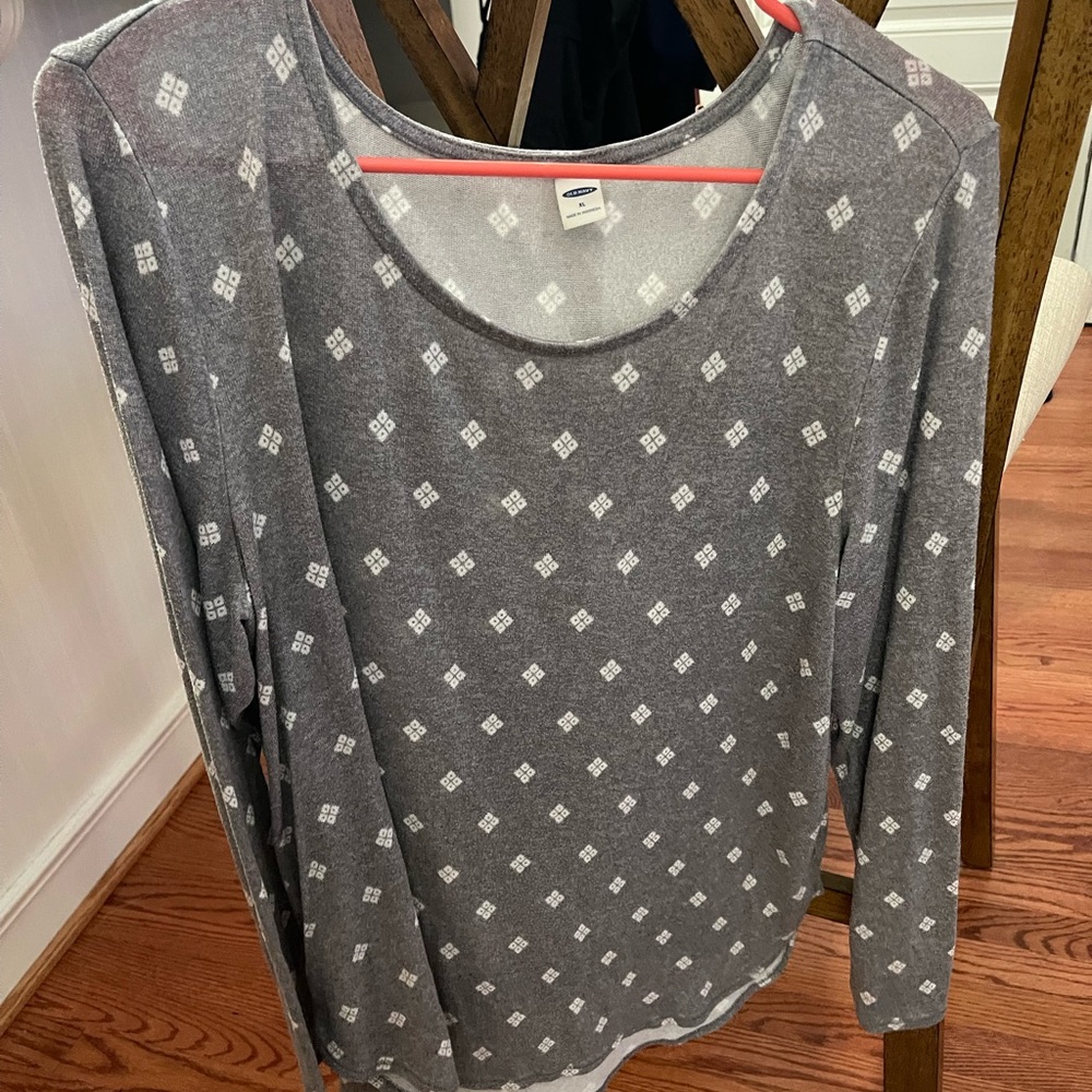 Old Navy Gray Patterned Women's Top